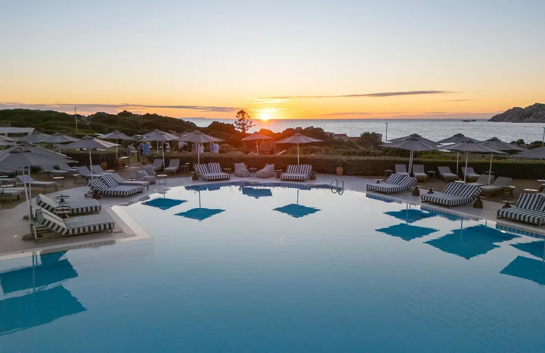 Mangia'S Santa Teresa Sardinia, Curio Collection By Hilton-1